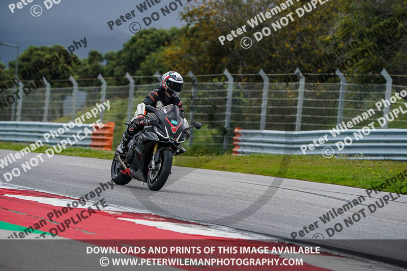 motorbikes;no limits;peter wileman photography;portimao;portugal;trackday digital images